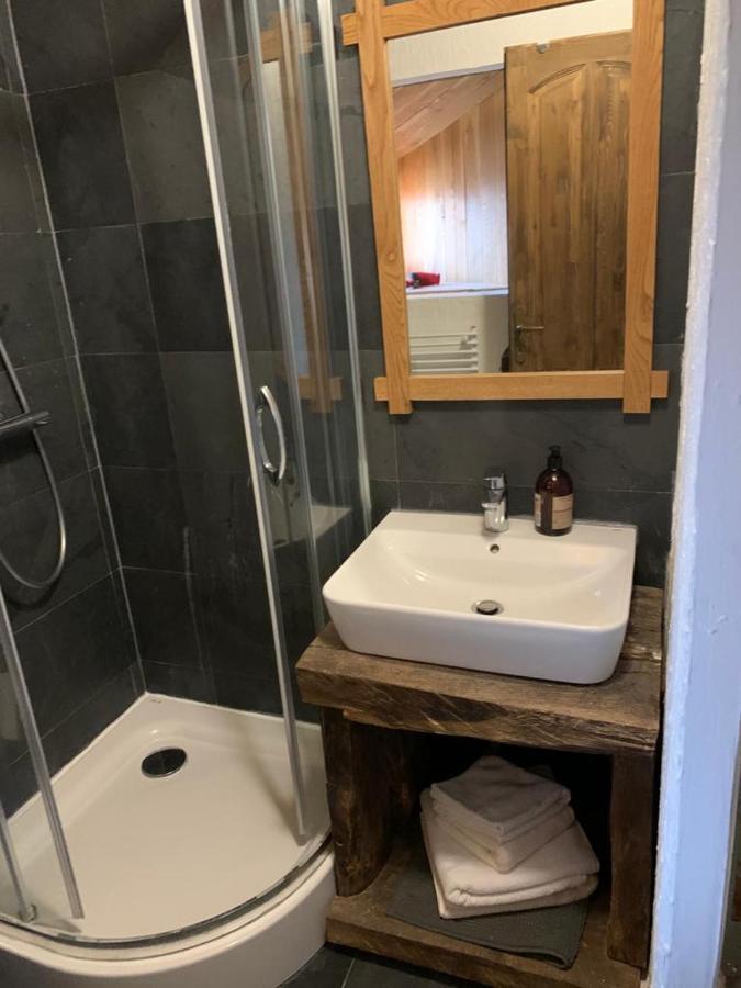 Peştera Chalet Ro מראה חיצוני תמונה