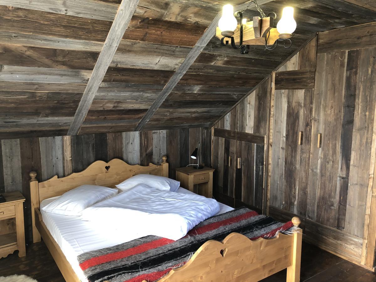 Peştera Chalet Ro מראה חיצוני תמונה
